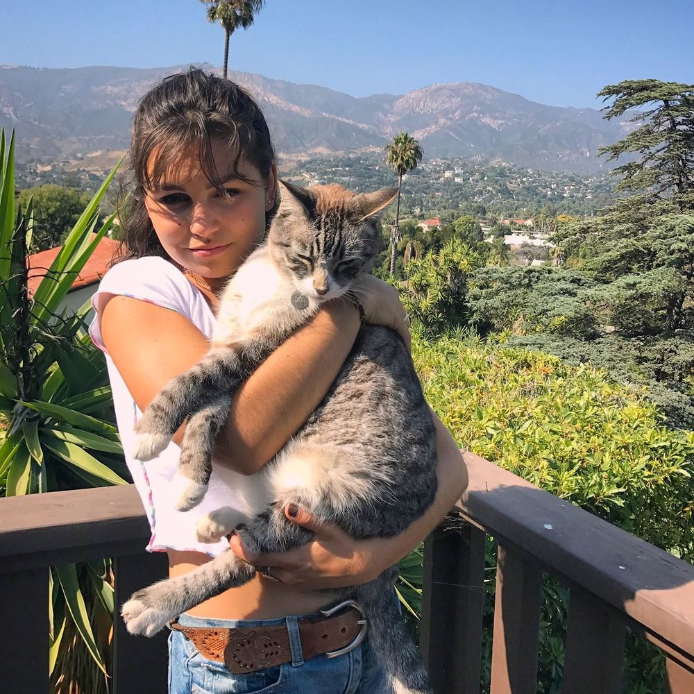 Meet your Posher, Alisa